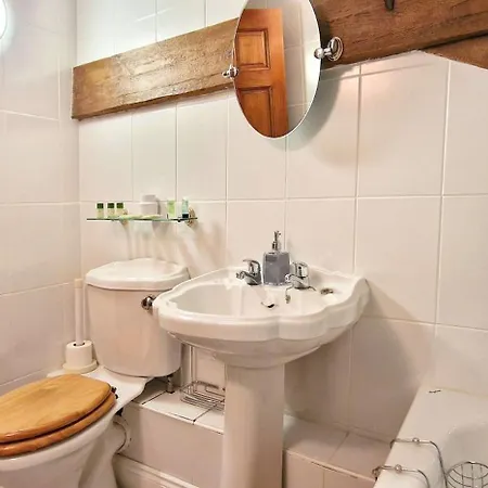 Poppythorn At Lovelady Shield * Alston